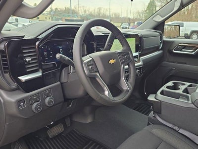 2026 Chevrolet Silverado 1500 Crew Cab Short Box 4-Wheel Drive LT 2FL