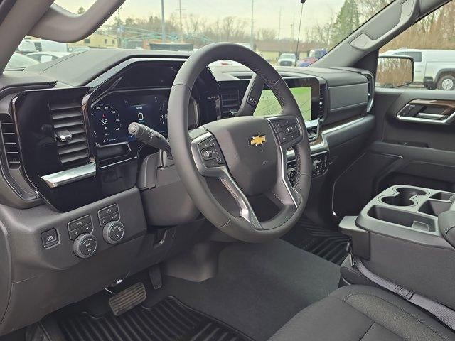 2026 Chevrolet Silverado 1500 Crew Cab Short Box 4-Wheel Drive LT 2FL