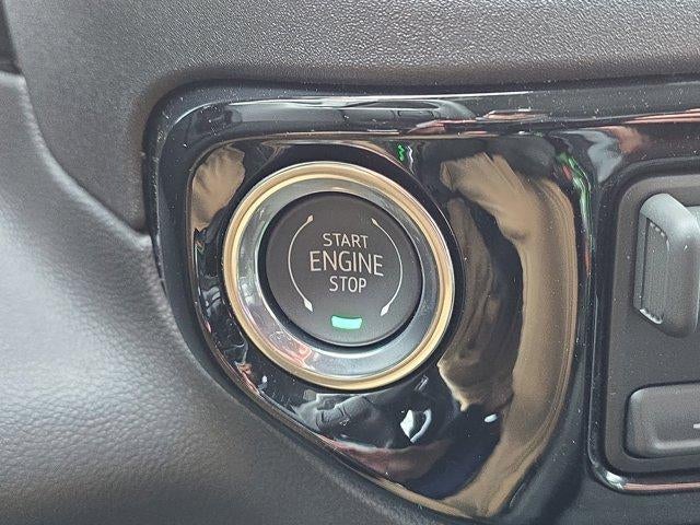 2026 Chevrolet Silverado 1500 Crew Cab Short Box 4-Wheel Drive LT 2FL