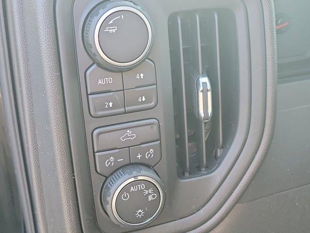 2025 Chevrolet Silverado 1500 Crew Cab Short Box 4-Wheel Drive WT