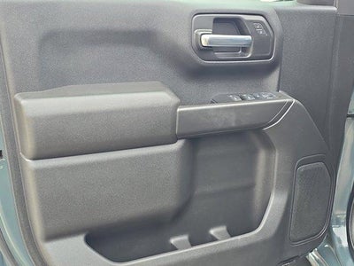 2025 Chevrolet Silverado 1500 Crew Cab Short Box 4-Wheel Drive Custom Trail Boss