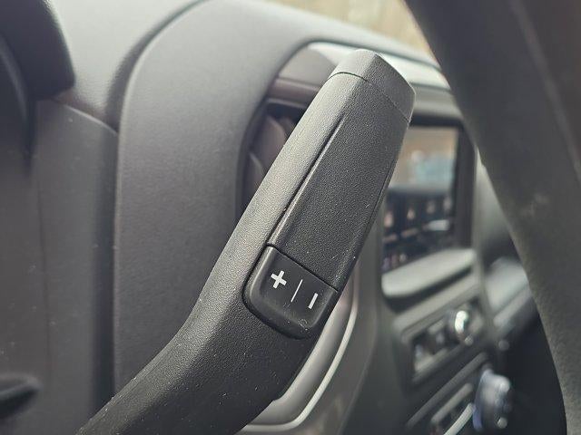 2025 Chevrolet Silverado 1500 Crew Cab Short Box 4-Wheel Drive Custom Trail Boss