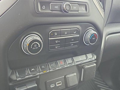 2025 Chevrolet Silverado 1500 Crew Cab Short Box 4-Wheel Drive Custom Trail Boss