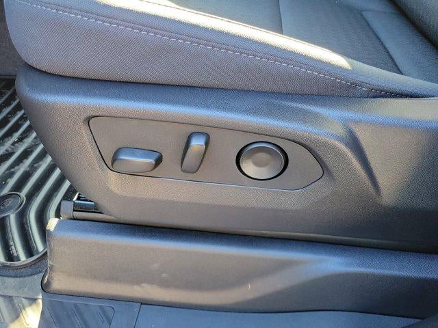 2026 Chevrolet Silverado 1500 Crew Cab Standard Box 4-Wheel Drive Custom Trail Boss