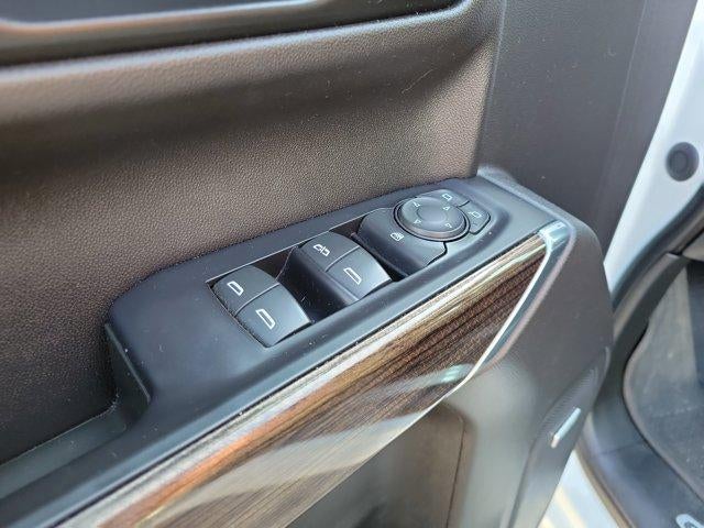 2020 Chevrolet Silverado 1500 Crew Cab Short Box 4-Wheel Drive RST