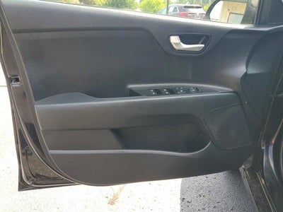 2023 Kia Rio LX IVT