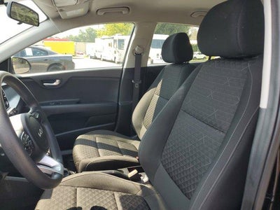 2023 Kia Rio LX IVT