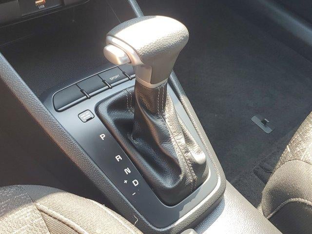 2023 Kia Rio LX IVT
