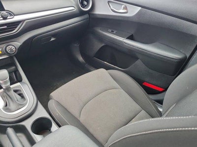 2024 Kia Forte LX IVT