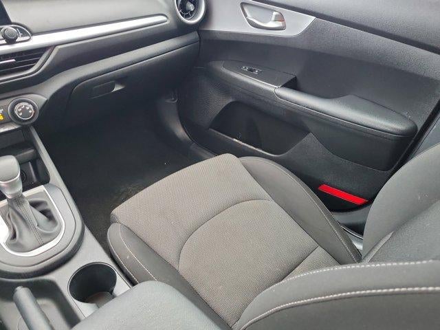 2024 Kia Forte LX IVT