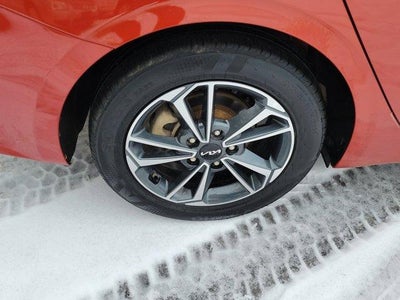 2024 Kia Forte LX IVT