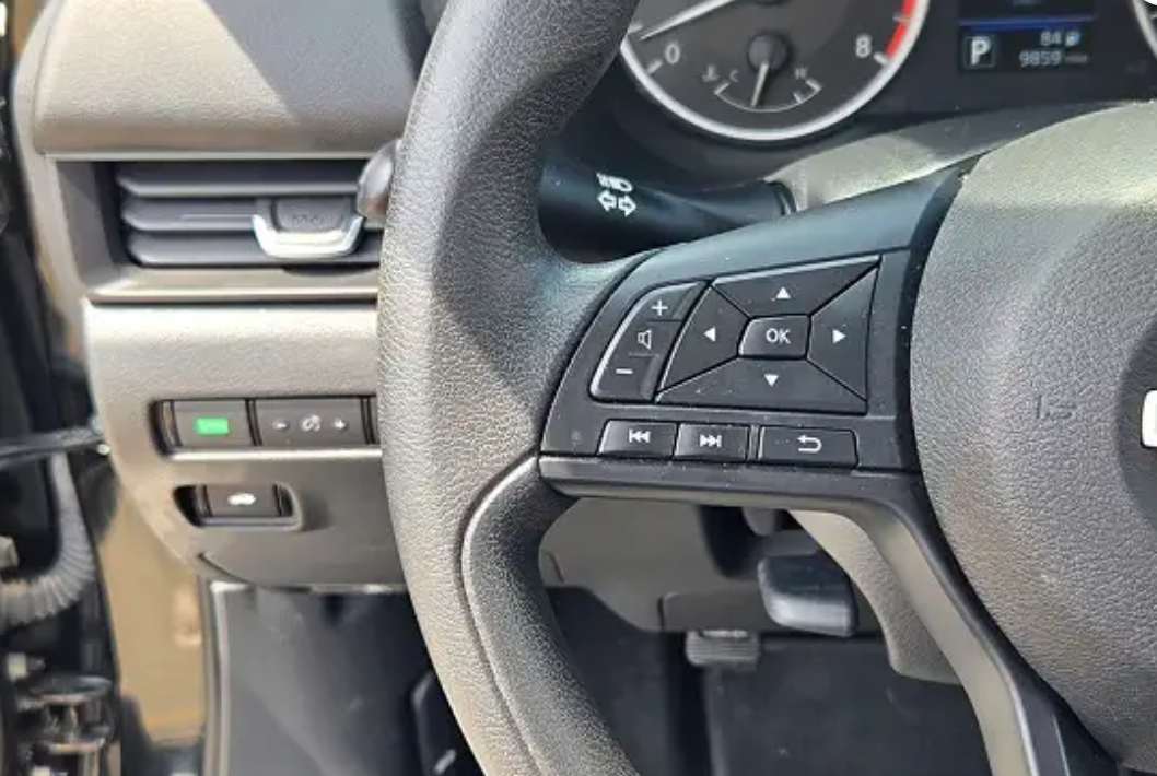 2024 Nissan Sentra S CVT