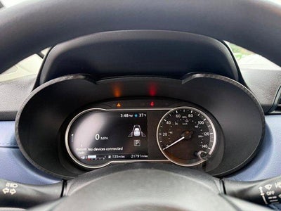 2024 Nissan Versa SV CVT