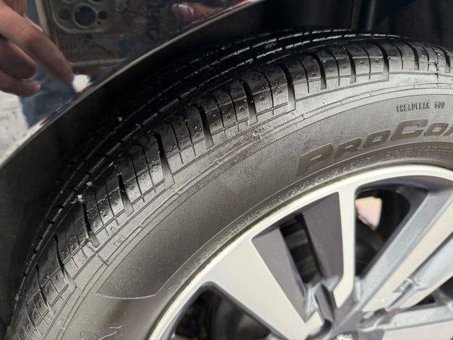 2024 Nissan Versa SV CVT