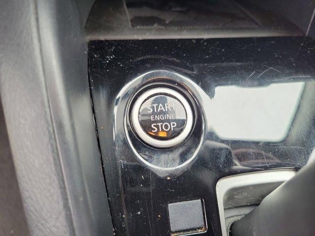 2023 Nissan Versa SV CVT