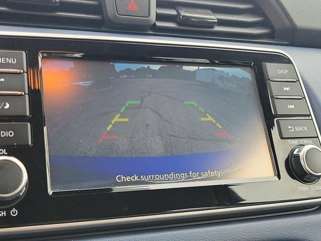 2023 Nissan Versa SV CVT