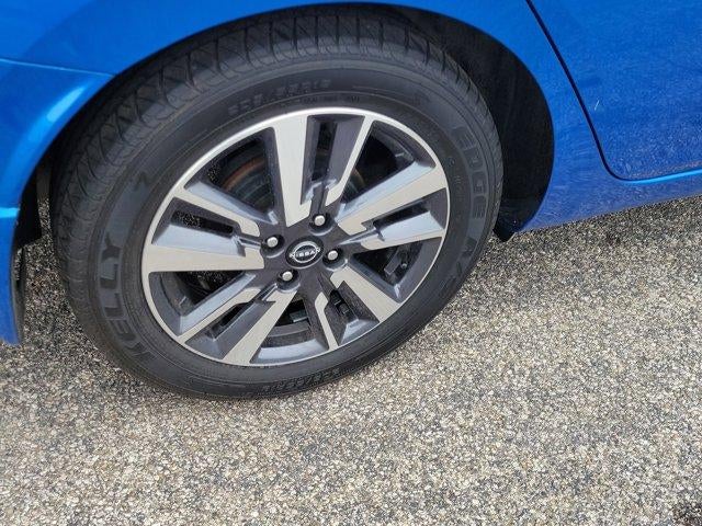 2023 Nissan Versa SV CVT