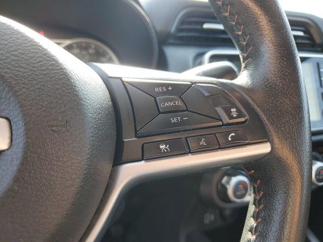 2020 Nissan Versa SR CVT