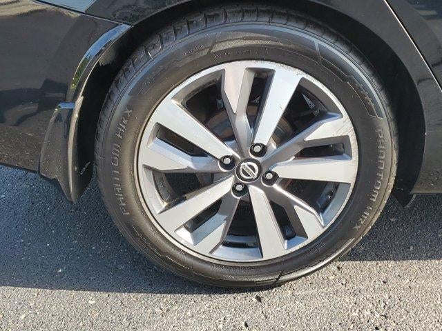 2020 Nissan Versa SR CVT