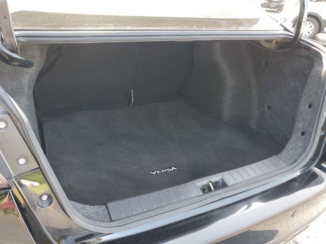 2020 Nissan Versa SR CVT