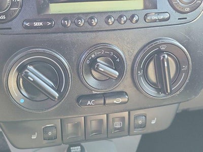 2004 Volkswagen New Beetle Convertible GLS