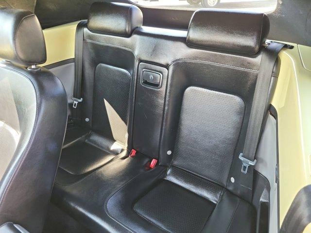 2004 Volkswagen New Beetle Convertible GLS