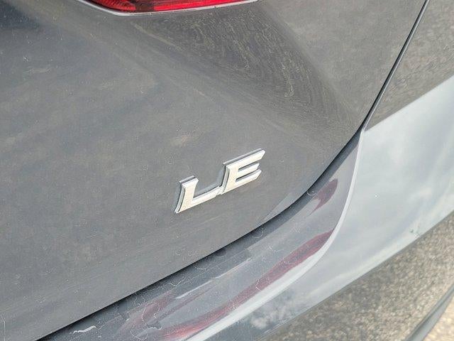 2025 Toyota Camry LE (SE)