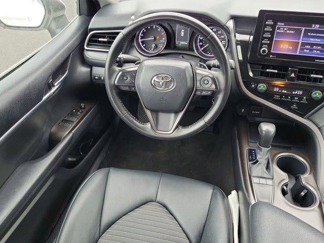 2024 Toyota Camry SE Auto (SE)