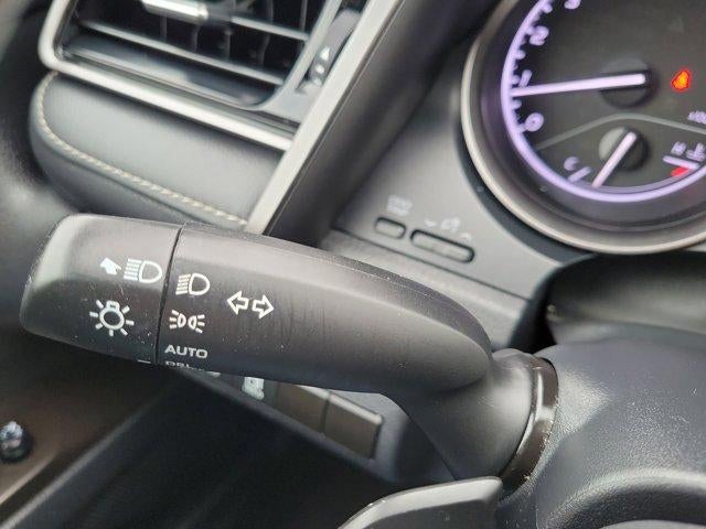 2024 Toyota Camry SE Auto (SE)