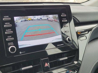 2024 Toyota Camry SE Auto (SE)