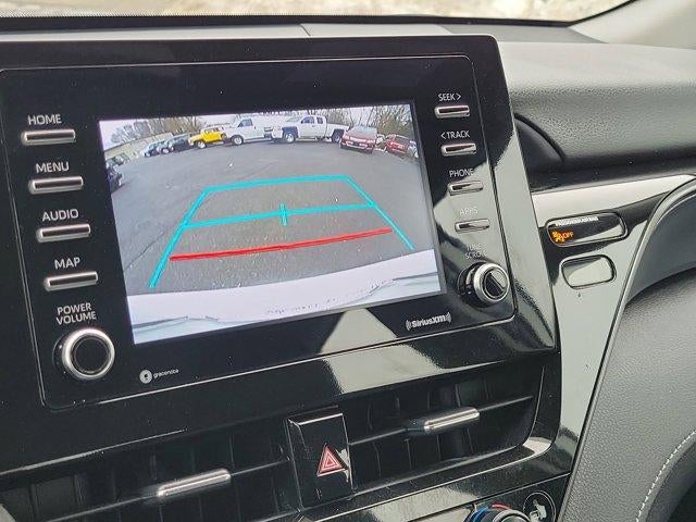 2024 Toyota Camry SE Auto (SE)