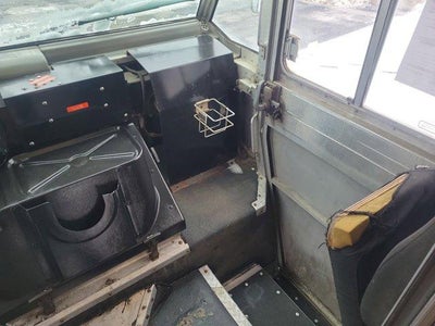 2004 Freightliner THOMAS UNKNOWN