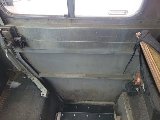 2004 Freightliner THOMAS UNKNOWN