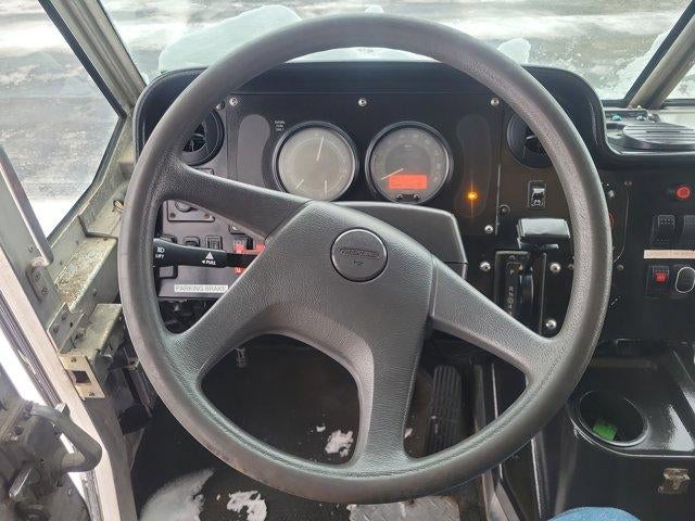 2004 Freightliner THOMAS UNKNOWN