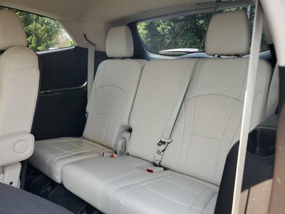 2023 Buick Enclave Essence AWD