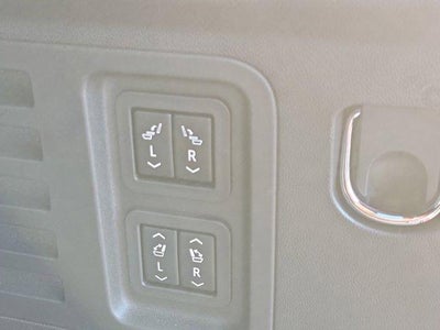 2025 Buick Enclave 4dr Avenir