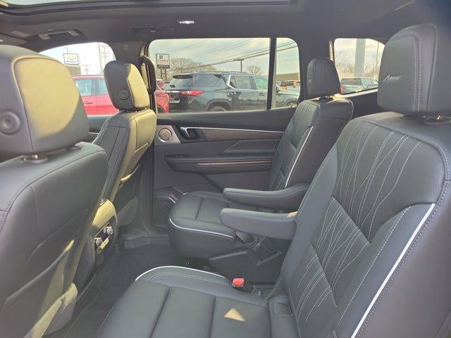 2025 Buick Enclave 4dr Avenir