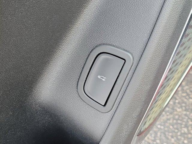 2025 Buick Enclave 4dr Avenir