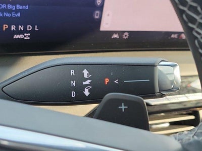 2025 Buick Enclave 4dr Avenir