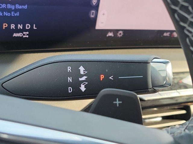 2025 Buick Enclave 4dr Avenir