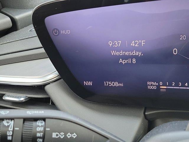 2025 Buick Enclave 4dr Avenir