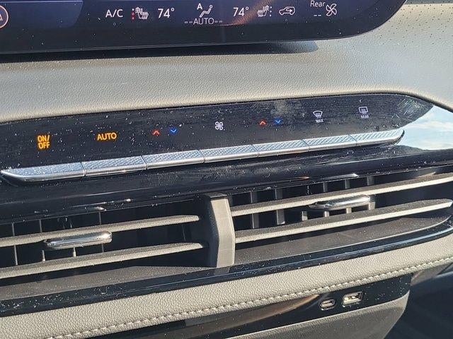 2025 Buick Enclave 4dr Avenir