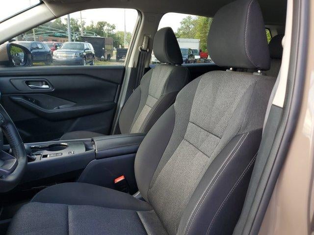 2025 Nissan Rogue FWD SV