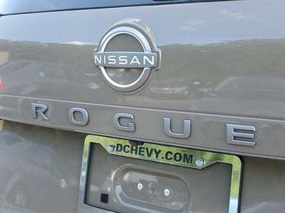 2025 Nissan Rogue FWD SV