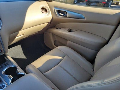 2020 Nissan Pathfinder 4x4 SL