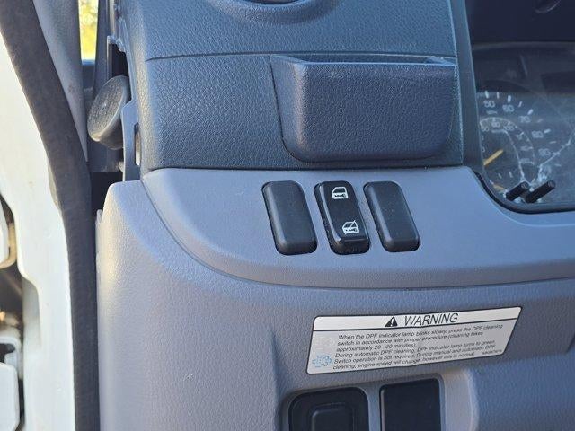 2014 Mitsubishi CHASSIS CAB UNKNOWN