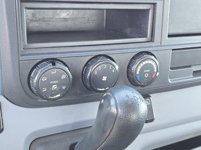 2014 Mitsubishi CHASSIS CAB UNKNOWN