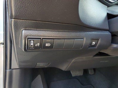 2026 Toyota Corolla Hybrid LE FWD (Natl)
