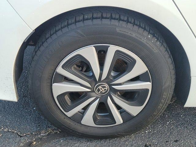 2018 Toyota Prius Prime Plus (Natl)