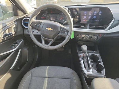 2024 Chevrolet Trax FWD 4dr LS